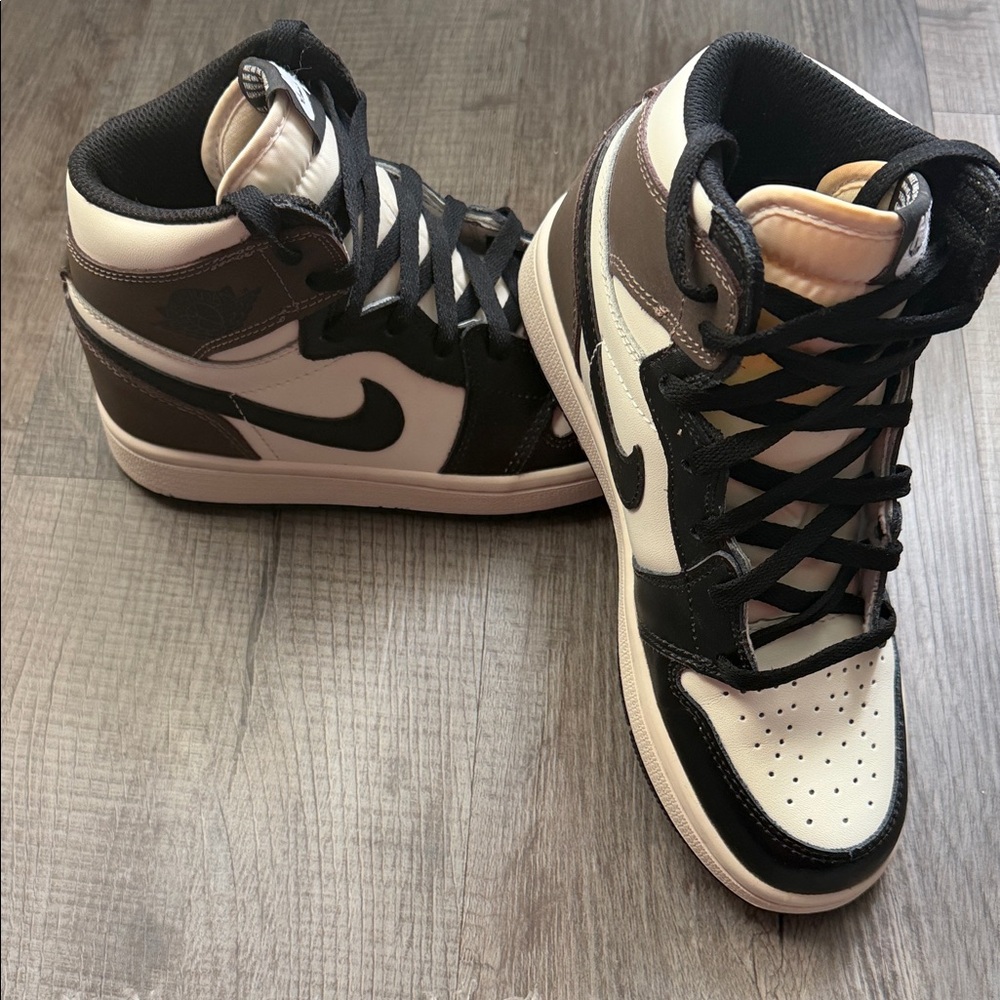 Nike Air Jordan 1 Retro OG High Dark Mocha